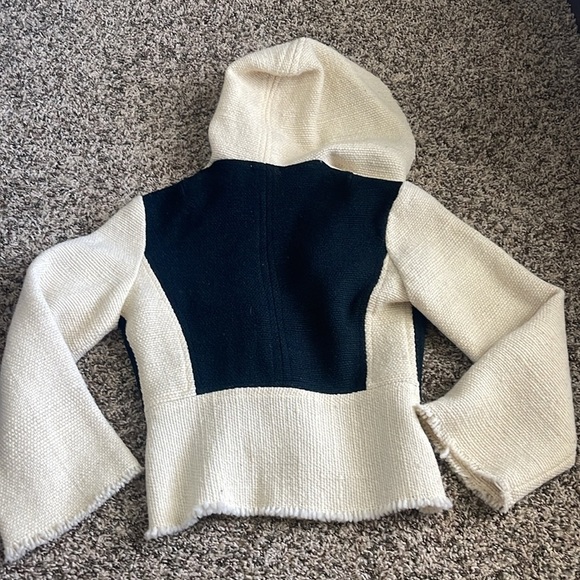 Women's Black and Cream color black Jacket organic - Picture 9 of 10